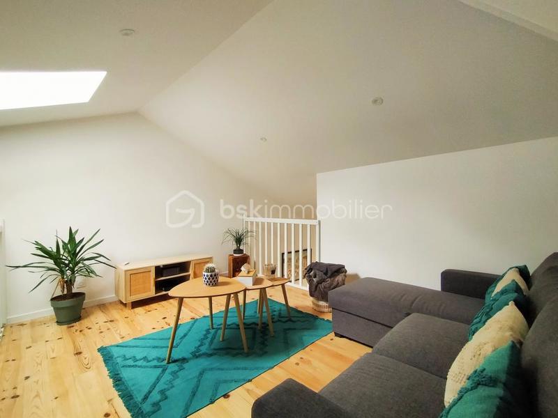 Appartement - 125 m² - 6 pièces