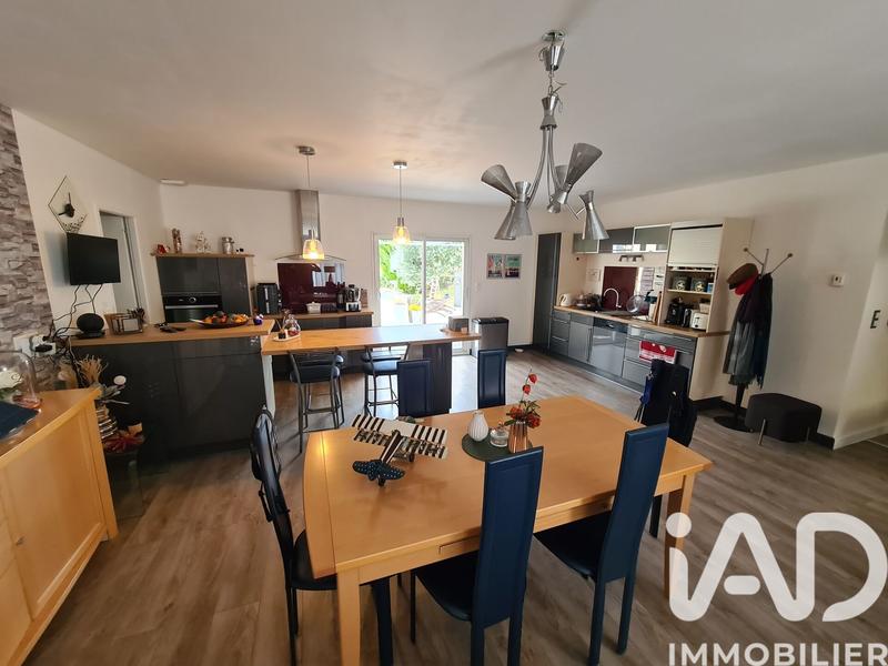 Maison - 143 m² - 6 pièces