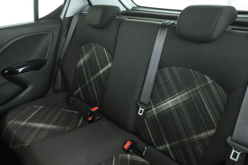 Opel Corsa 1.4 Turbo Design Edition 5p 100 ch