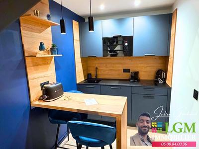 Loft - 63 m² - 4 pièces