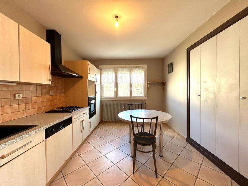 Appartement - 72 m² - 3 pièces