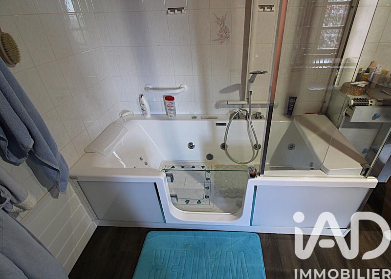 Maison de village - 180 m² - 9 pièces