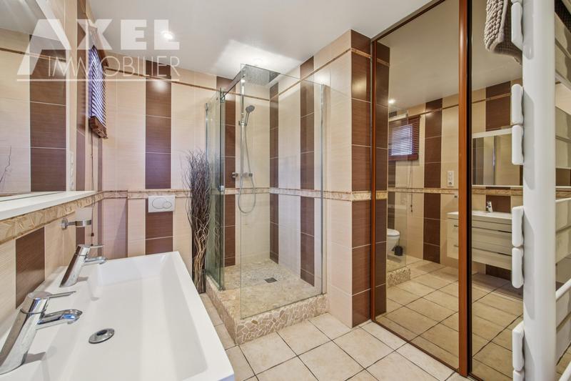 Maison - 173 m² - 8 pièces