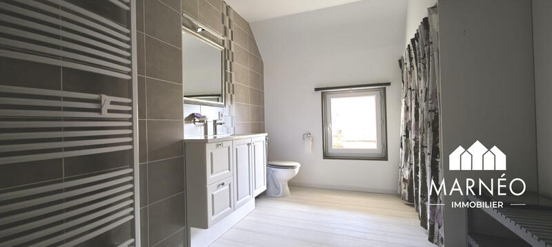 Maison ancienne - 192 m² - 6 pièces