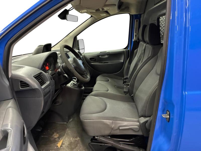 Peugeot Expert Fourgon Tole 229 L2h1 2.0 Hdi 125 Fap Pack Clim Nav