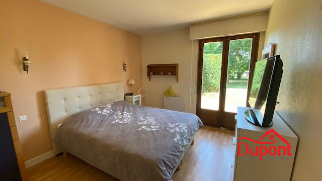 Maison - 202 m² - 6 pièces