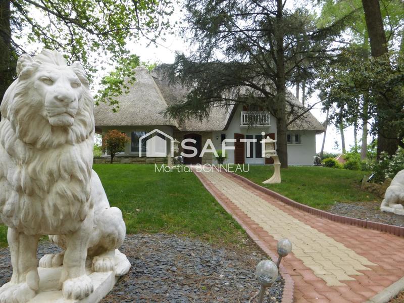 Maison - 200 m² - 7 pièces