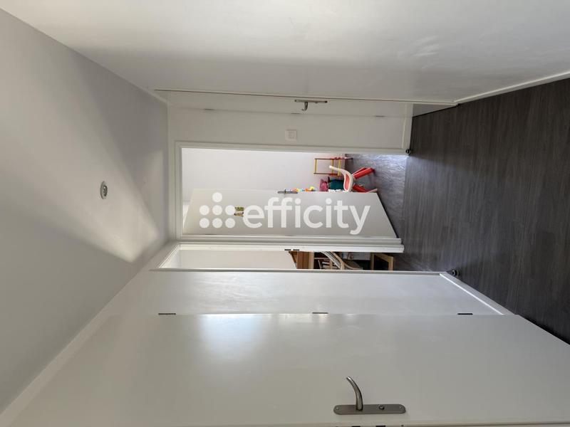 Appartement - 81 m² - 4 pièces