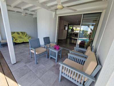 Villa - 100 m² - 3 pièces