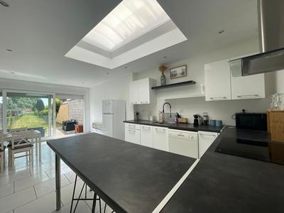 Maison - 93 m² - 4 pièces