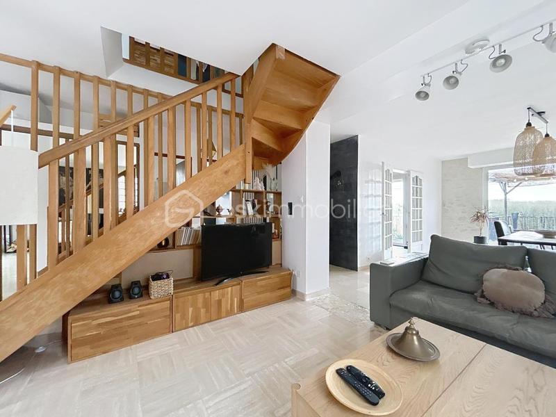 Villa - 160 m² - 8 pièces