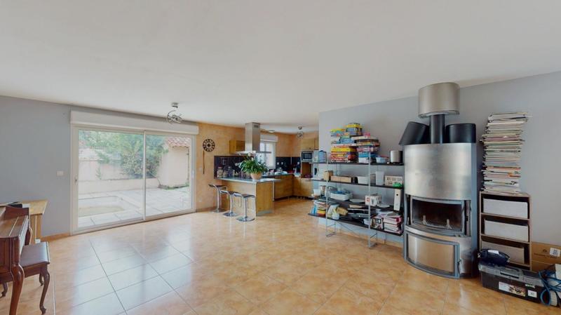 Maison - 99 m² - 4 pièces