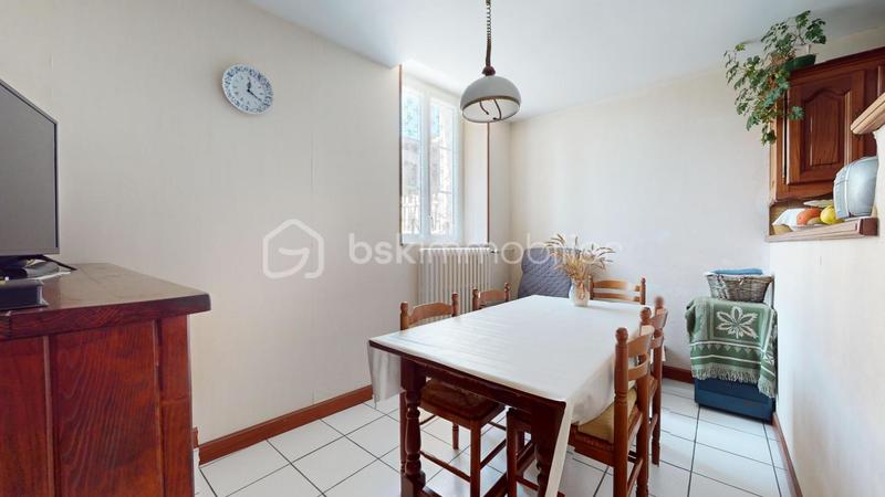 Maison ancienne - 138 m² - 7 pièces