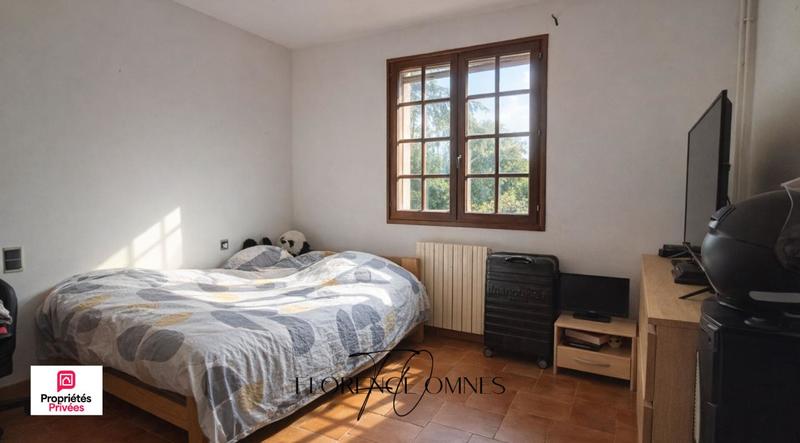 Maison - 196 m² - 9 pièces