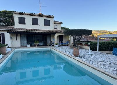 Maison - 176 m² - 6 pièces