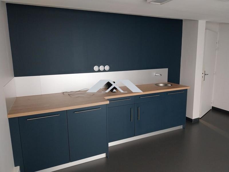 Bureau - 17 m² - 1 pièce