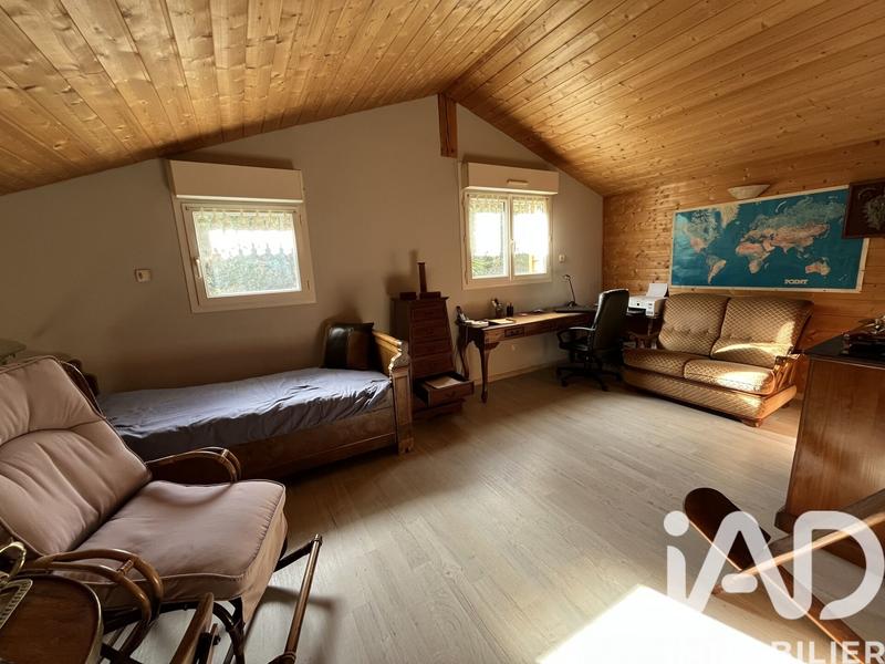 Maison - 140 m² - 5 pièces