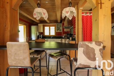 Châlet - 230 m² - 12 pièces