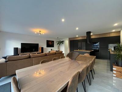 Maison - 137 m² - 5 pièces