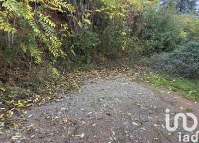 Terrain - 10 076 m²