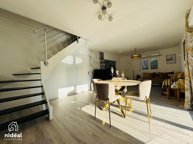 Maison - 120 m² - 5 pièces