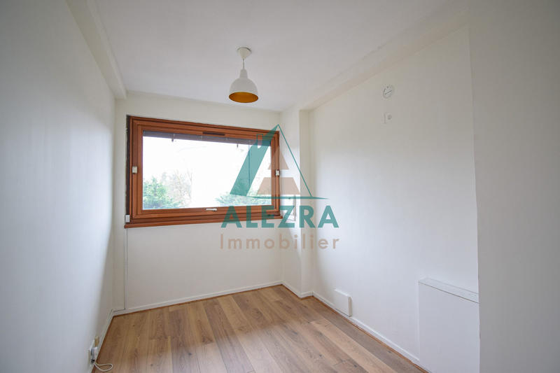 Appartement - 109 m² - 6 pièces