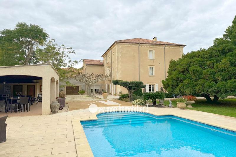 Maison - 273 m² - 8 pièces