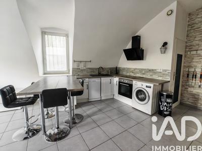 Maison - 79 m² - 3 pièces