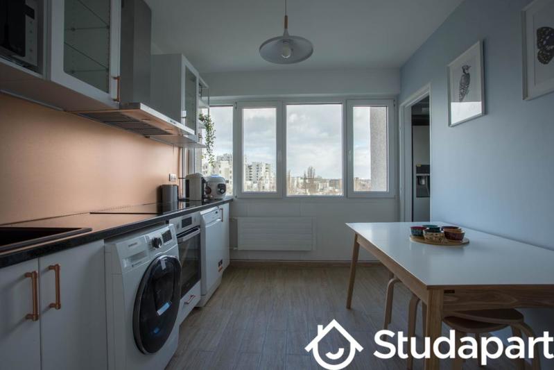 Chambre - 13 m² - 1 pièce