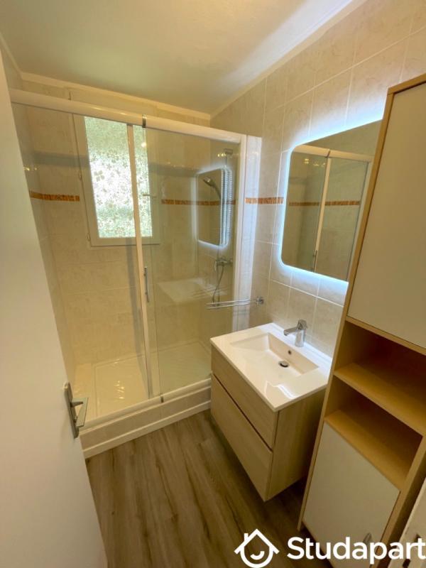 Chambre - 9 m² - 1 pièce