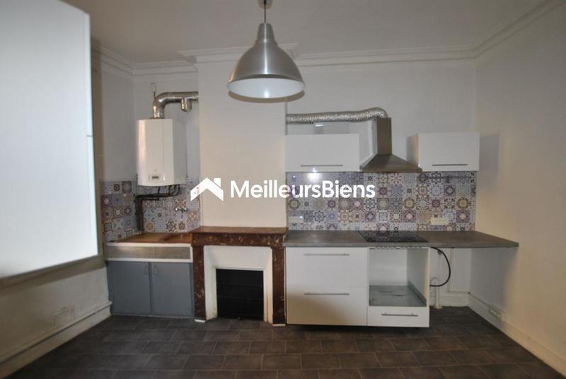 Maison - 99 m² - 4 pièces