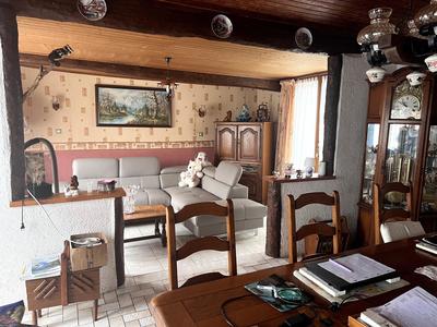 Maison - 82 m² - 5 pièces