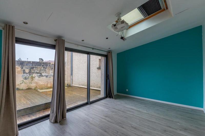 Maison - 103 m² - 5 pièces