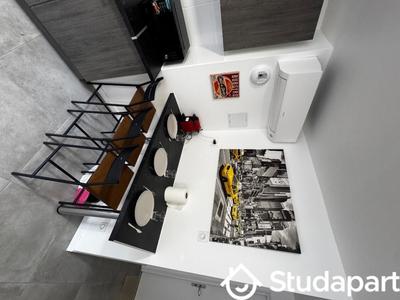 Chambre - 12 m² - 1 pièce