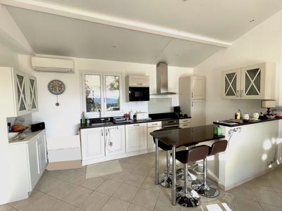 Maison - 60 m² - 3 pièces