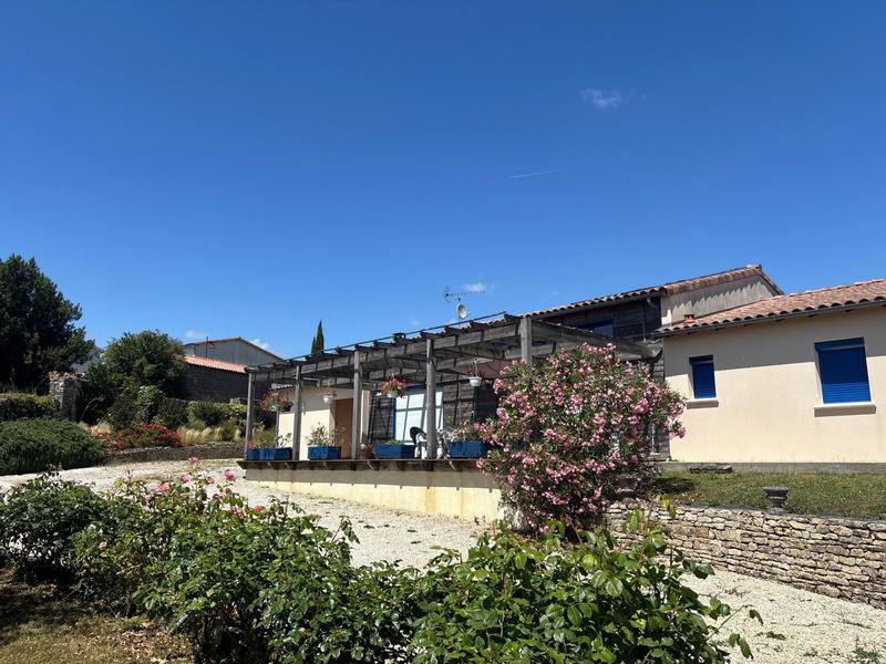 Maison - 155 m² - 5 pièces