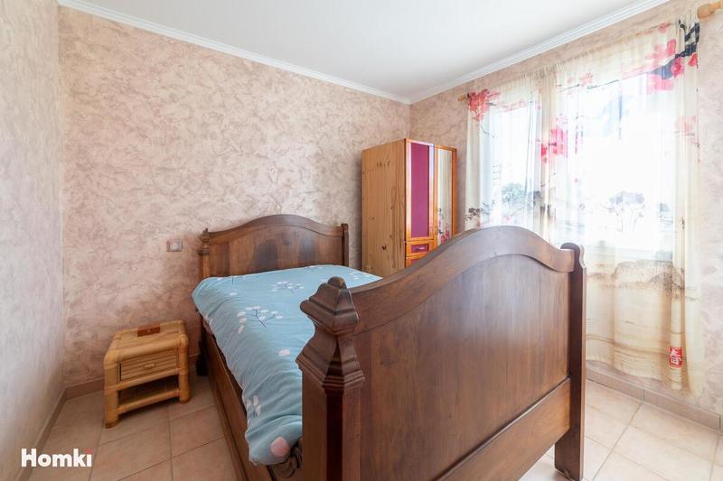 Villa - 80 m² - 4 pièces