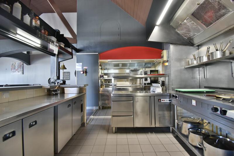 Fonds de commerce - Hôtellerie / Restauration - 374 m²