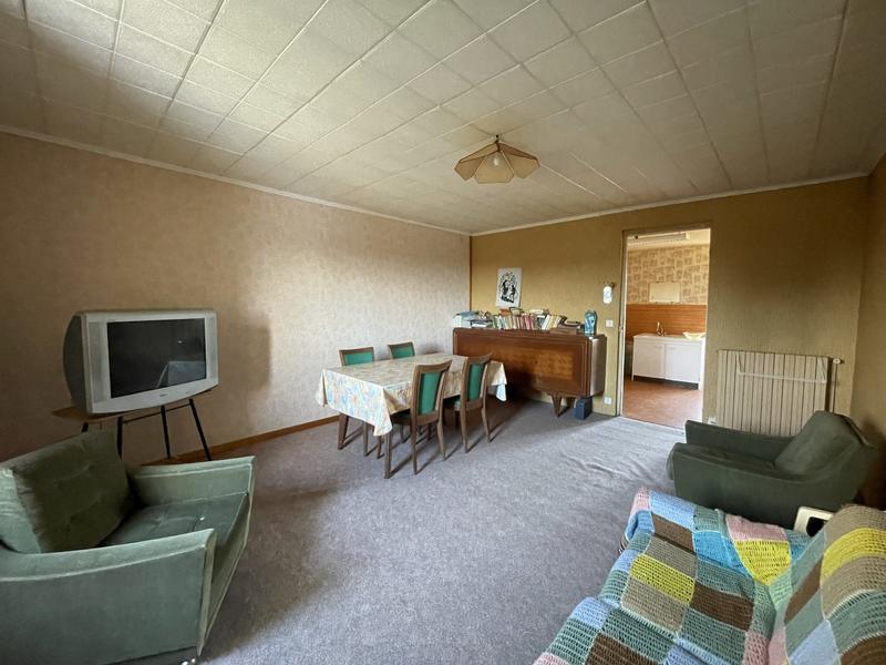 Maison - 217 m² - 8 pièces