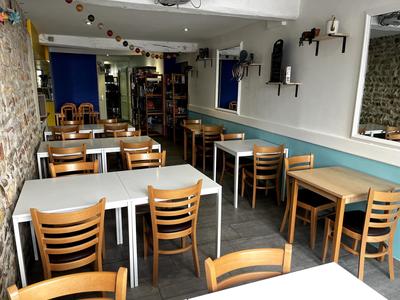 Local commercial - 100 m² - 1 pièce