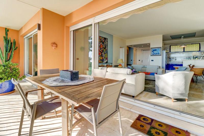 Appartement - 90 m² - 3 pièces