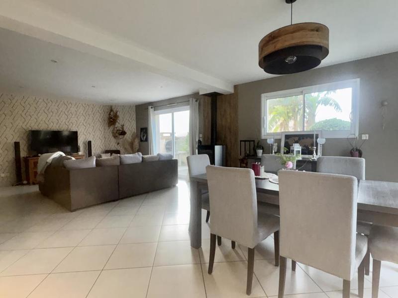 Maison - 117 m² - 5 pièces