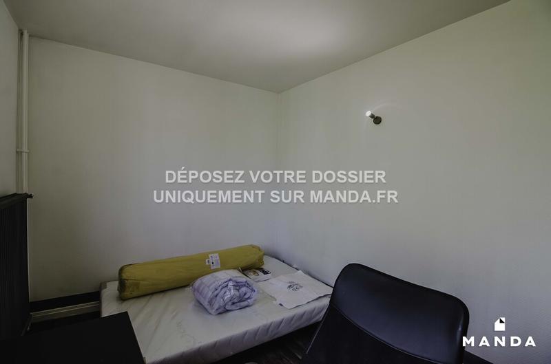 Chambre - 10 m² - 4 pièces