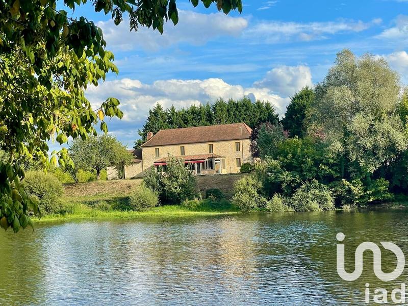 Maison - 238 m² - 10 pièces