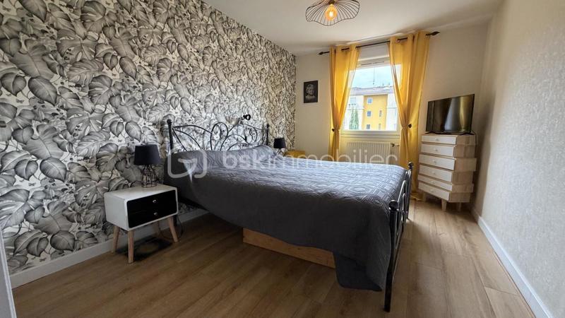 Maison - 98 m² - 4 pièces