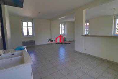 Appartement - 95 m² - 3 pièces