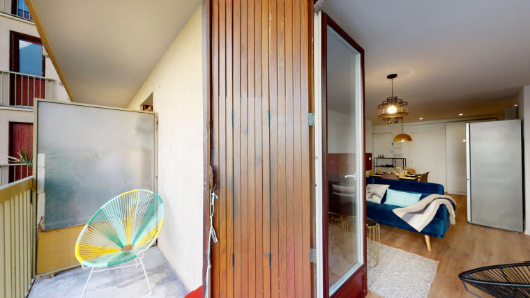 Appartement - 77 m² - 5 pièces