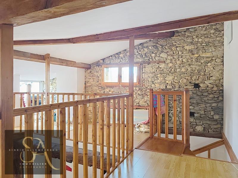 Appartement - 106 m² - 4 pièces