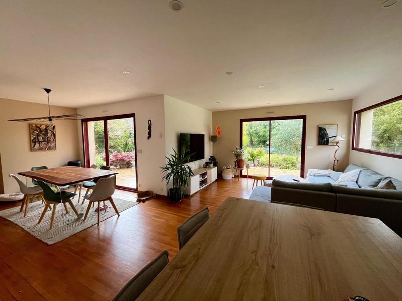 Maison - 135 m² - 6 pièces