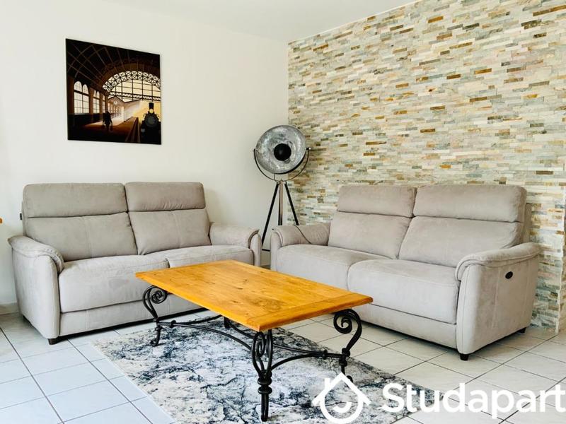 Chambre - 12 m² - 1 pièce